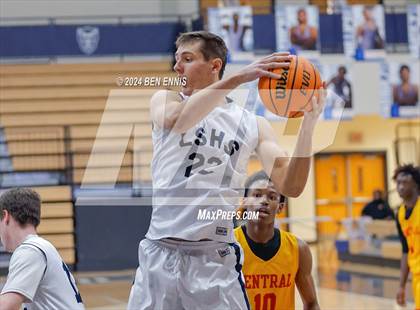 Thumbnail 3 in Clarke Central vs. Marietta (Lemon Street Classic) photogallery.