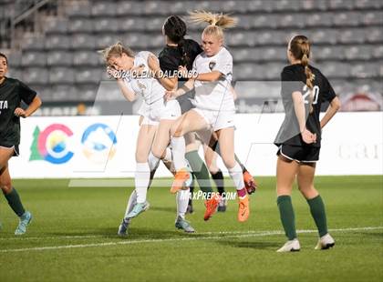 Thumbnail 3 in Rock Canyon vs Mountain Vista (CHSAA 5A Championship) photogallery.