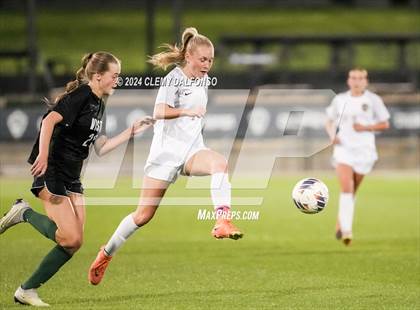 Thumbnail 3 in Rock Canyon vs Mountain Vista (CHSAA 5A Championship) photogallery.