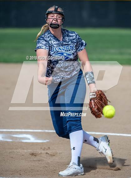 Thumbnail 3 in Del Norte @ Westview photogallery.