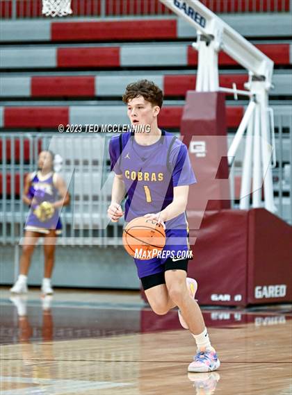 Thumbnail 3 in Fountain Lake vs Huntsville (AAA 4A-North Regional first round) photogallery.