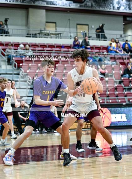 Thumbnail 1 in Fountain Lake vs Huntsville (AAA 4A-North Regional first round) photogallery.