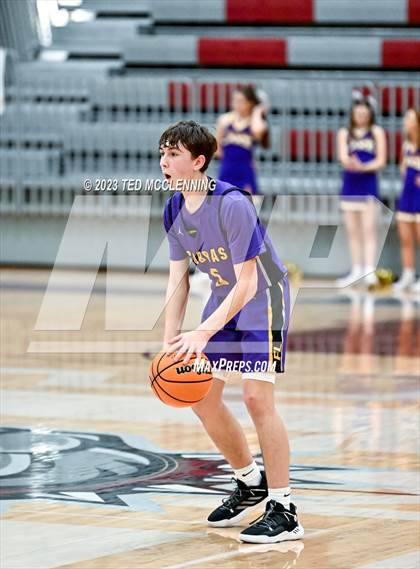 Thumbnail 1 in Fountain Lake vs Huntsville (AAA 4A-North Regional first round) photogallery.