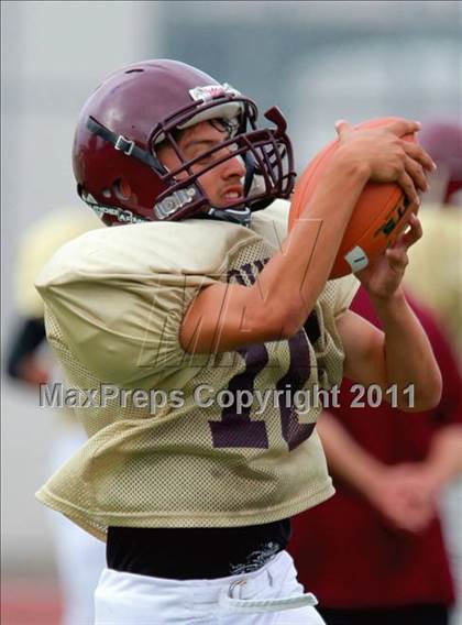 Thumbnail 1 in JV: Hoover @ Point Loma photogallery.