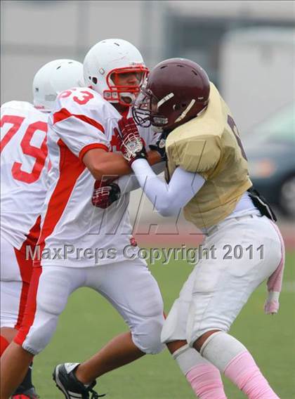 Thumbnail 1 in JV: Hoover @ Point Loma photogallery.
