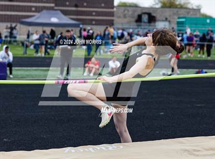 Thumbnail 2 in 2024 New Haven Relays  photogallery.