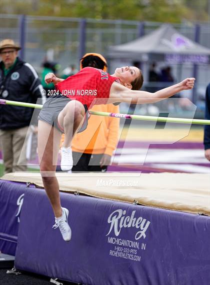 Thumbnail 2 in 2024 New Haven Relays  photogallery.