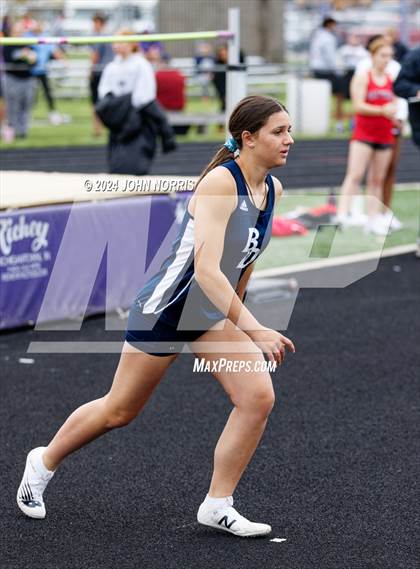 Thumbnail 2 in 2024 New Haven Relays  photogallery.