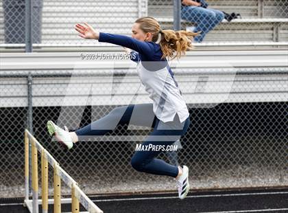 Thumbnail 3 in 2024 New Haven Relays  photogallery.