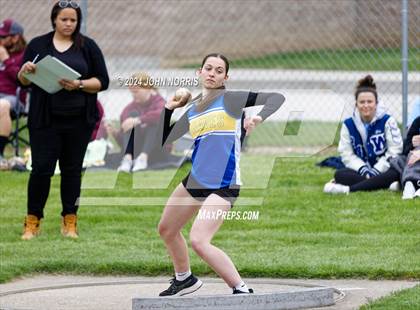 Thumbnail 1 in 2024 New Haven Relays  photogallery.
