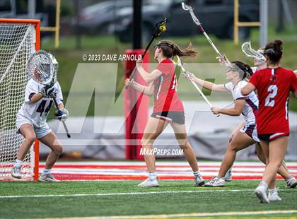 Thumbnail 2 in Reading Memorial vs. Lincoln-Sudbury (MIAA Division 1 Semifinal) photogallery.
