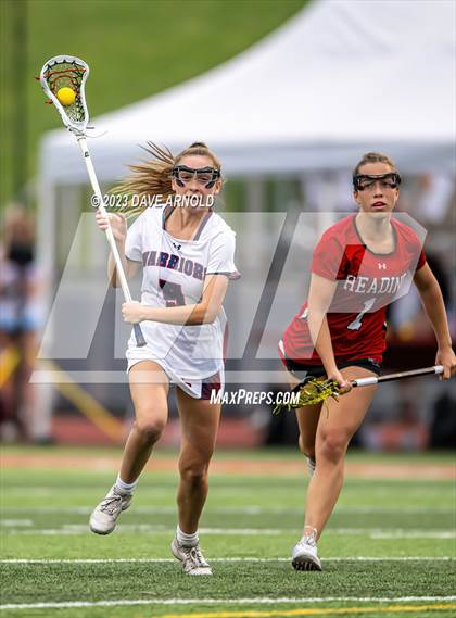 Thumbnail 1 in Reading Memorial vs. Lincoln-Sudbury (MIAA Division 1 Semifinal) photogallery.