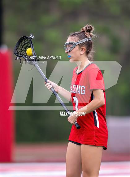Thumbnail 3 in Reading Memorial vs. Lincoln-Sudbury (MIAA Division 1 Semifinal) photogallery.