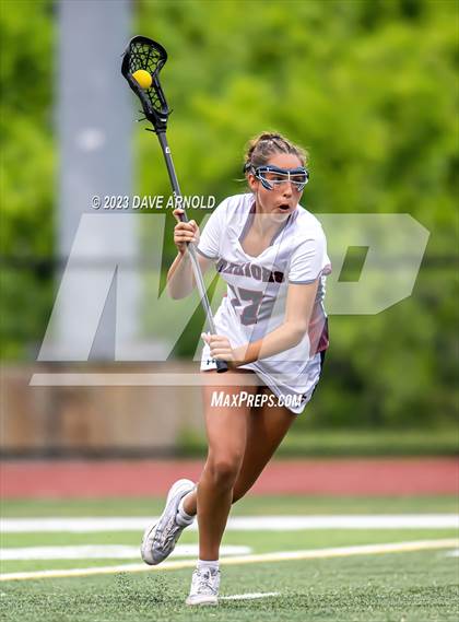 Thumbnail 3 in Reading Memorial vs. Lincoln-Sudbury (MIAA Division 1 Semifinal) photogallery.
