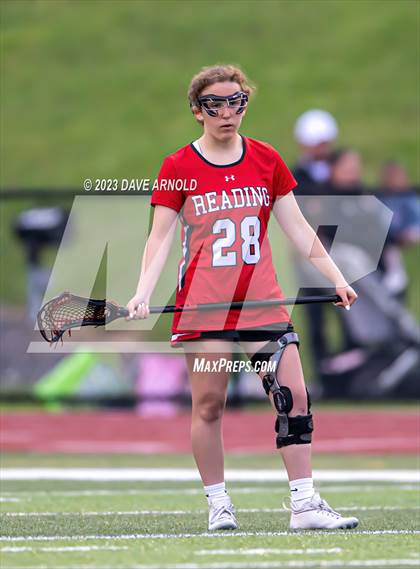 Thumbnail 2 in Reading Memorial vs. Lincoln-Sudbury (MIAA Division 1 Semifinal) photogallery.