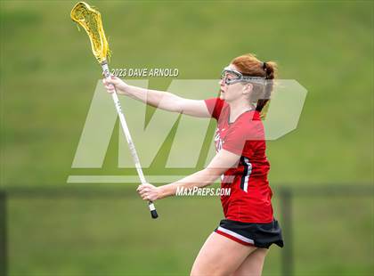 Thumbnail 3 in Reading Memorial vs. Lincoln-Sudbury (MIAA Division 1 Semifinal) photogallery.