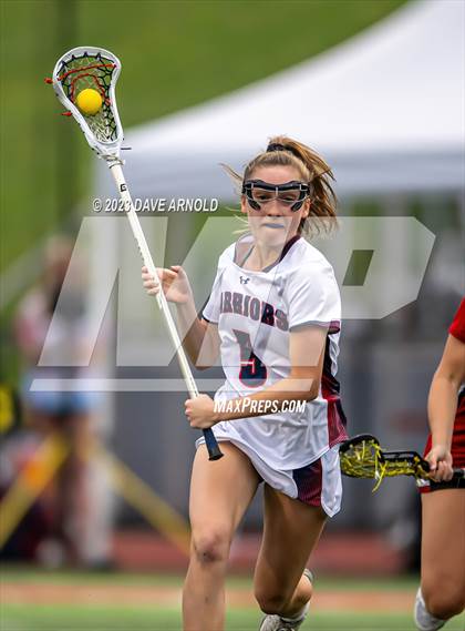 Thumbnail 2 in Reading Memorial vs. Lincoln-Sudbury (MIAA Division 1 Semifinal) photogallery.