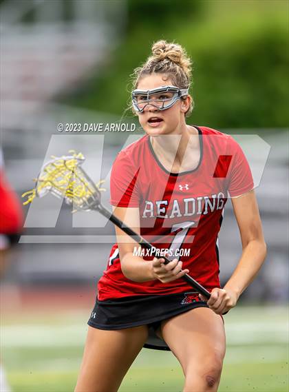 Thumbnail 1 in Reading Memorial vs. Lincoln-Sudbury (MIAA Division 1 Semifinal) photogallery.