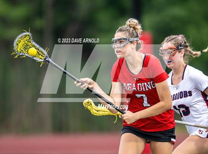 Thumbnail 1 in Reading Memorial vs. Lincoln-Sudbury (MIAA Division 1 Semifinal) photogallery.