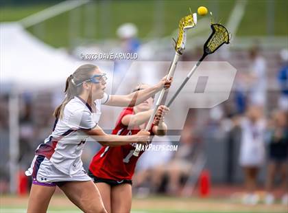 Thumbnail 1 in Reading Memorial vs. Lincoln-Sudbury (MIAA Division 1 Semifinal) photogallery.