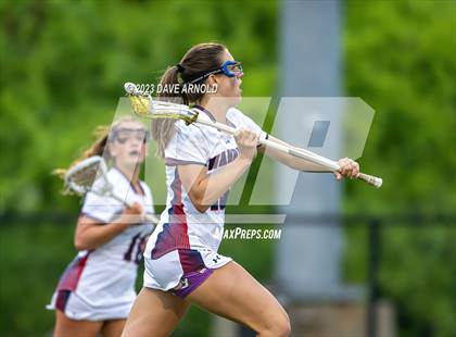 Thumbnail 3 in Reading Memorial vs. Lincoln-Sudbury (MIAA Division 1 Semifinal) photogallery.