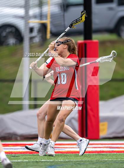 Thumbnail 2 in Reading Memorial vs. Lincoln-Sudbury (MIAA Division 1 Semifinal) photogallery.