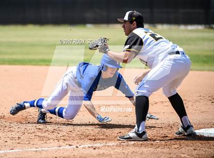 Thumbnail 1 in El Camino Real vs. Newbury Park photogallery.