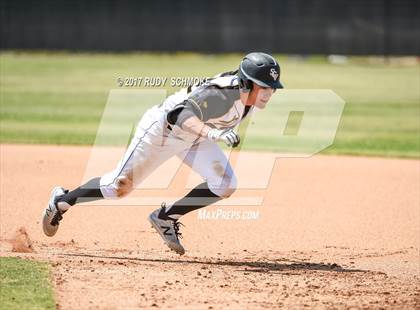 Thumbnail 2 in El Camino Real vs. Newbury Park photogallery.