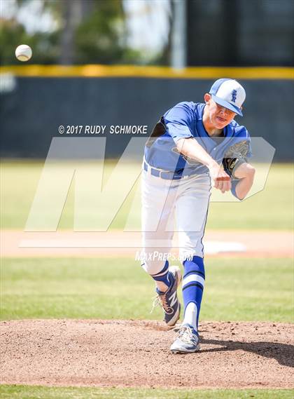 Thumbnail 3 in El Camino Real vs. Newbury Park photogallery.