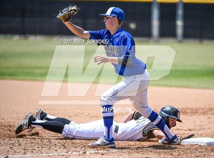 Thumbnail 3 in El Camino Real vs. Newbury Park photogallery.
