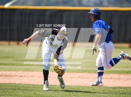 Thumbnail 2 in El Camino Real vs. Newbury Park photogallery.