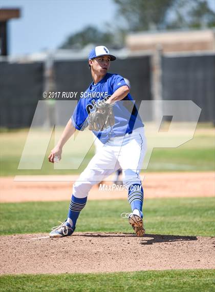 Thumbnail 2 in El Camino Real vs. Newbury Park photogallery.