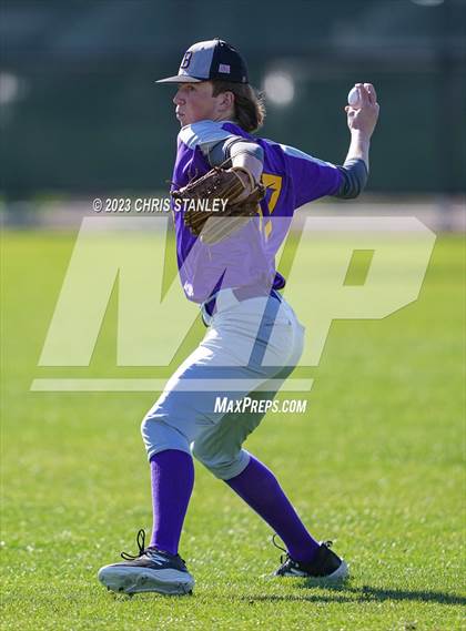 Thumbnail 1 in Astoria vs. Baker/Powder Valley (Coach Bob Tournament) photogallery.