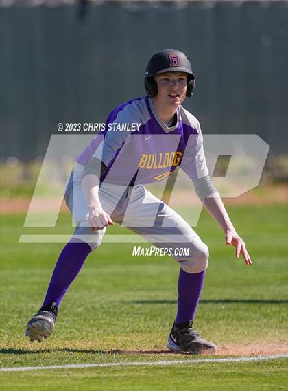 Thumbnail 2 in Astoria vs. Baker/Powder Valley (Coach Bob Tournament) photogallery.