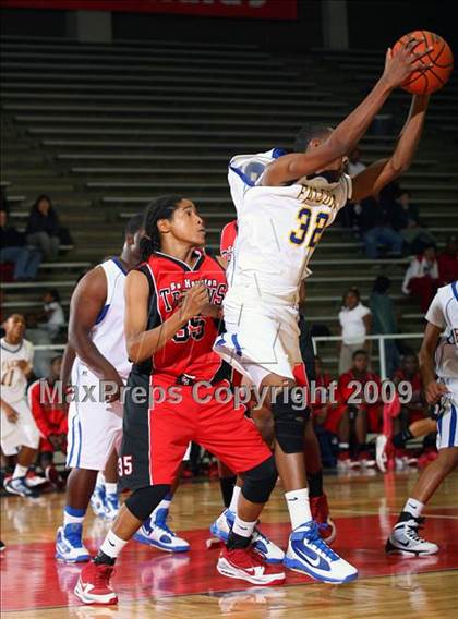 Thumbnail 3 in South Houston vs. Channelview (McDonalds Texas Invitational) photogallery.