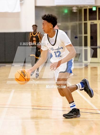 Thumbnail 3 in Clovis West vs Rocklin (NorCal Tip-Off Final) photogallery.