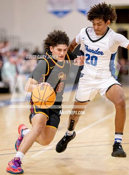 Thumbnail 1 in Clovis West vs Rocklin (NorCal Tip-Off Final) photogallery.