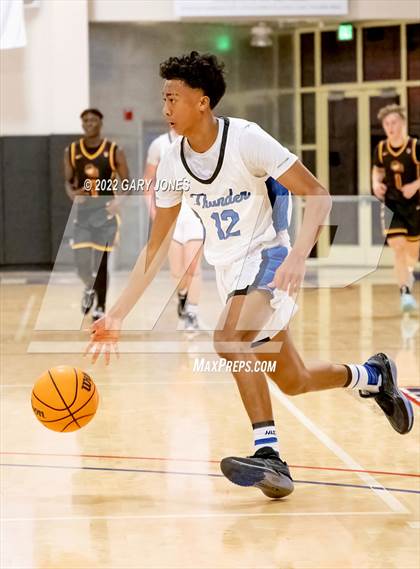 Thumbnail 2 in Clovis West vs Rocklin (NorCal Tip-Off Final) photogallery.