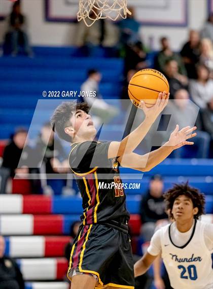Thumbnail 1 in Clovis West vs Rocklin (NorCal Tip-Off Final) photogallery.