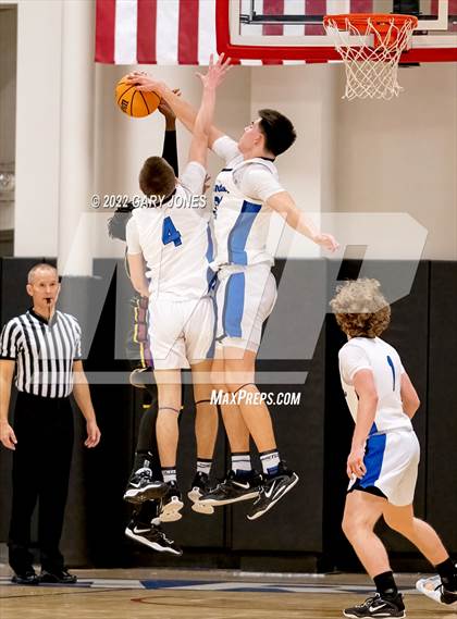 Thumbnail 1 in Clovis West vs Rocklin (NorCal Tip-Off Final) photogallery.