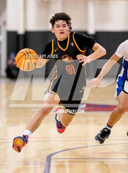Thumbnail 1 in Clovis West vs Rocklin (NorCal Tip-Off Final) photogallery.