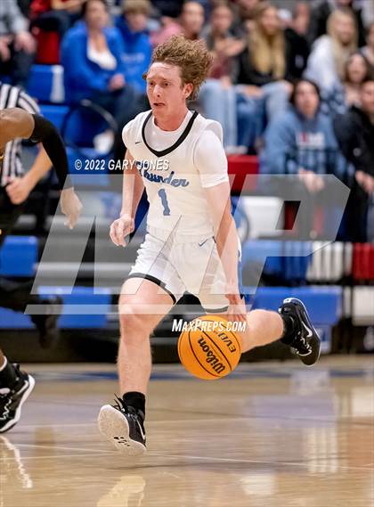 Thumbnail 3 in Clovis West vs Rocklin (NorCal Tip-Off Final) photogallery.