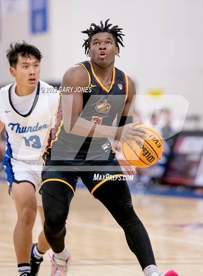 Thumbnail 3 in Clovis West vs Rocklin (NorCal Tip-Off Final) photogallery.