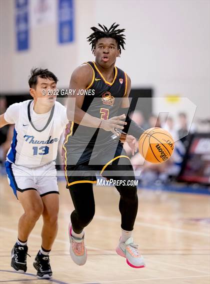 Thumbnail 2 in Clovis West vs Rocklin (NorCal Tip-Off Final) photogallery.