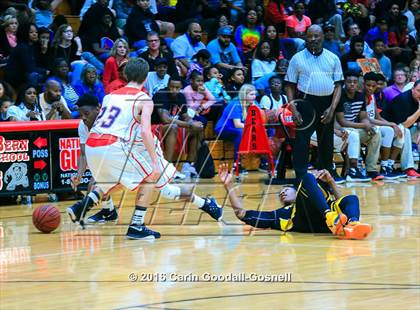 Thumbnail 2 in Pamlico County vs. New Bern photogallery.