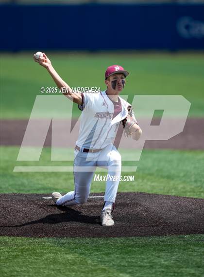 Thumbnail 3 in Falcon vs. Palisade (CHSAA 4A 2nd Round) photogallery.