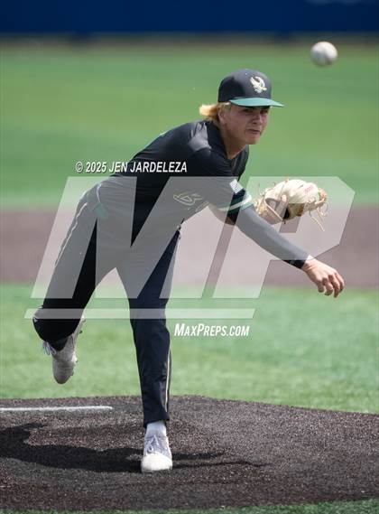 Thumbnail 3 in Falcon vs. Palisade (CHSAA 4A 2nd Round) photogallery.