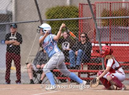 Thumbnail 1 in Burlingame vs. Hillsdale photogallery.