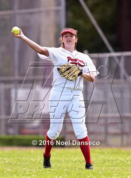 Thumbnail 3 in Burlingame vs. Hillsdale photogallery.