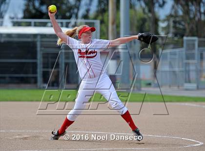 Thumbnail 2 in Burlingame vs. Hillsdale photogallery.